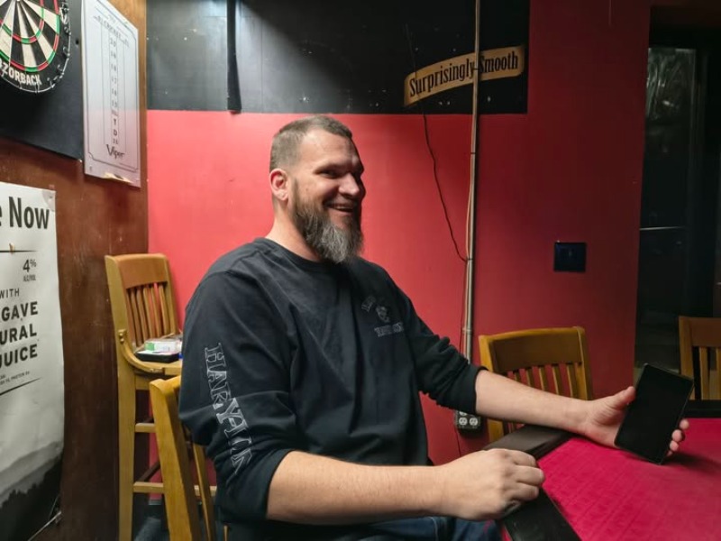 Steve Naville Wins at Bon Air Tavern
